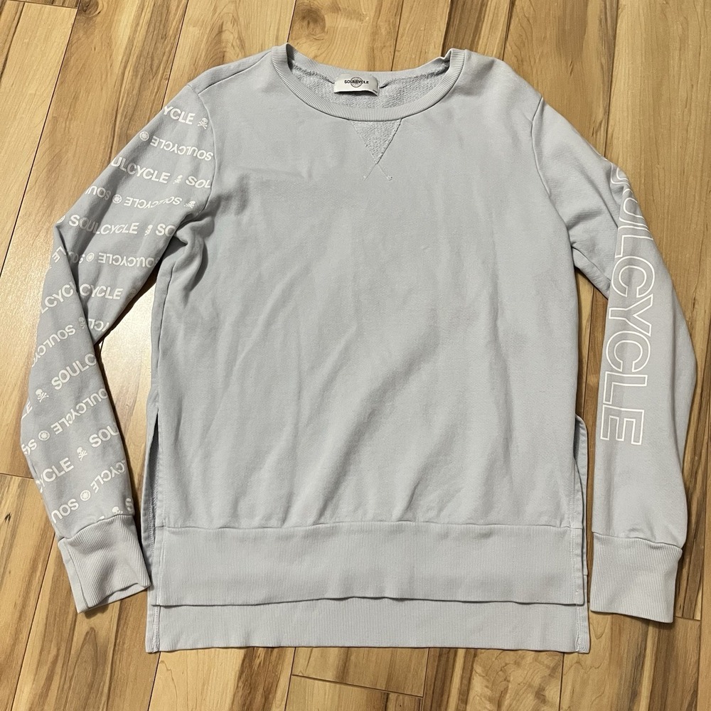 Soul Cycle SoulSweat Pullover Crewneck Sweatshirt Sz S Lt Blue Split Hem Logo